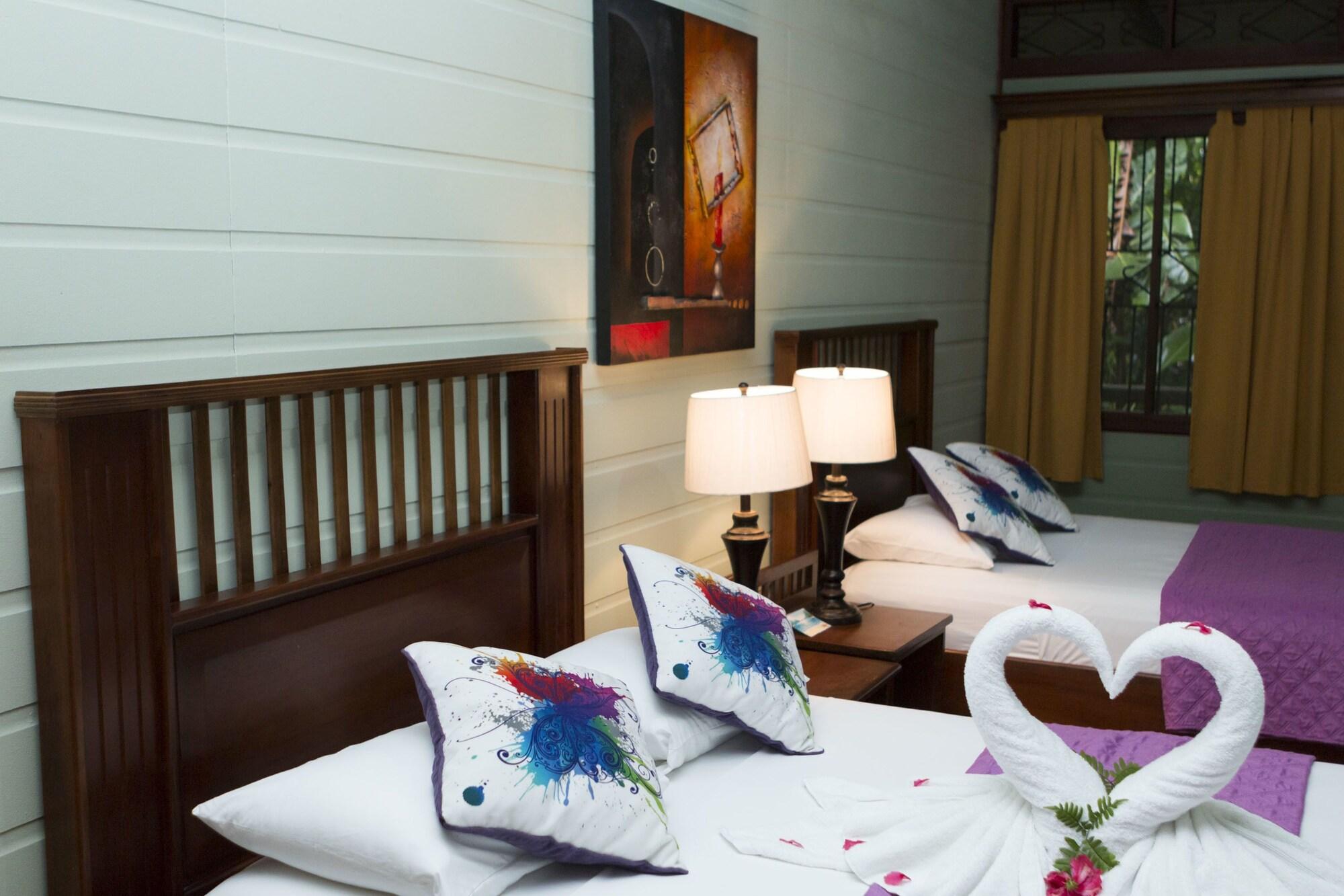 Pachira Lodge Tortuguero Ngoại thất bức ảnh