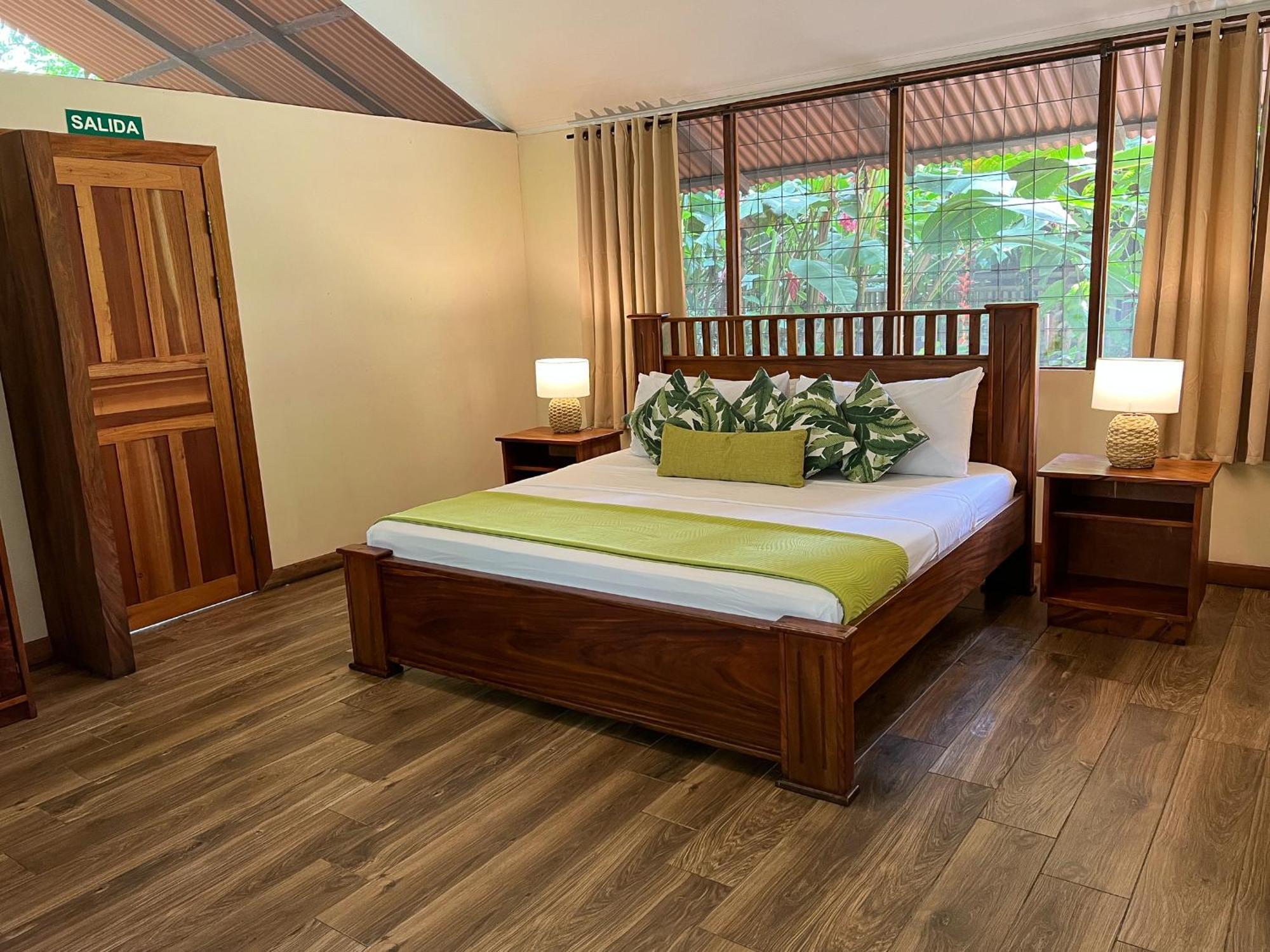 Pachira Lodge Tortuguero Ngoại thất bức ảnh