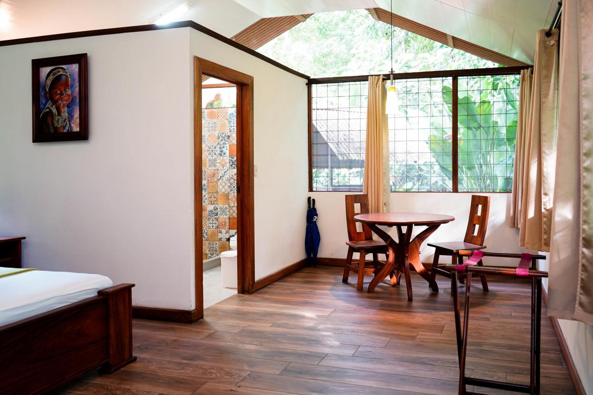 Pachira Lodge Tortuguero Ngoại thất bức ảnh
