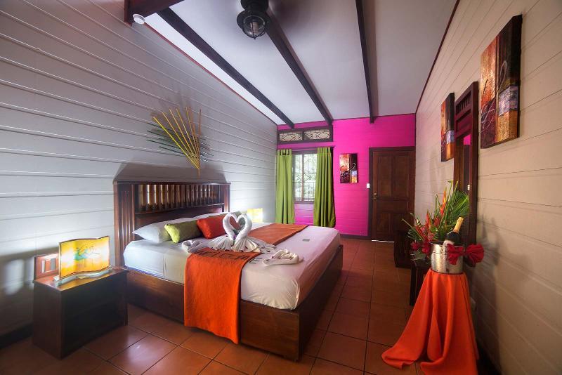 Pachira Lodge Tortuguero Ngoại thất bức ảnh
